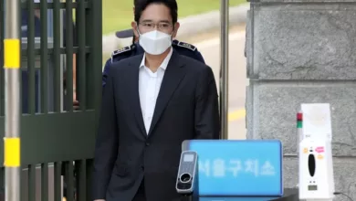 Samsung boss released early from prison to save South Korean economy