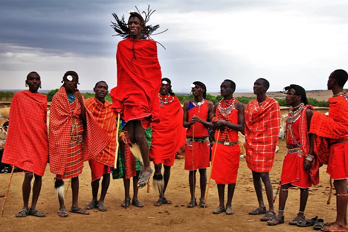 Maasai dancing