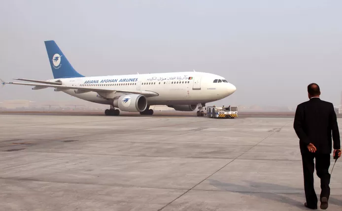 Afghan airline resumes domestic flights