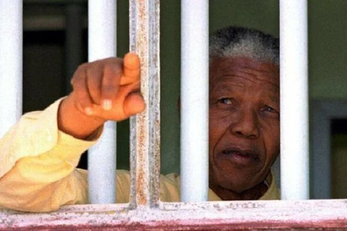 Why strangers may have similar memories: Nelson Mandela effect