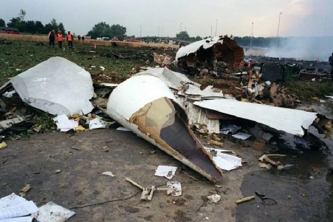 the wreckage of Concorde Flight 4590 after the crash at Gaunesse, France, July 25, 2000