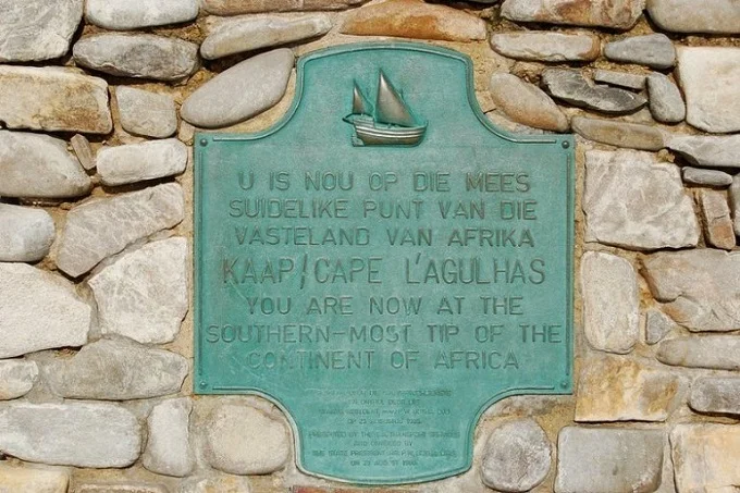 Cape Agulhas: the meeting point of the Indian and Atlantic oceans