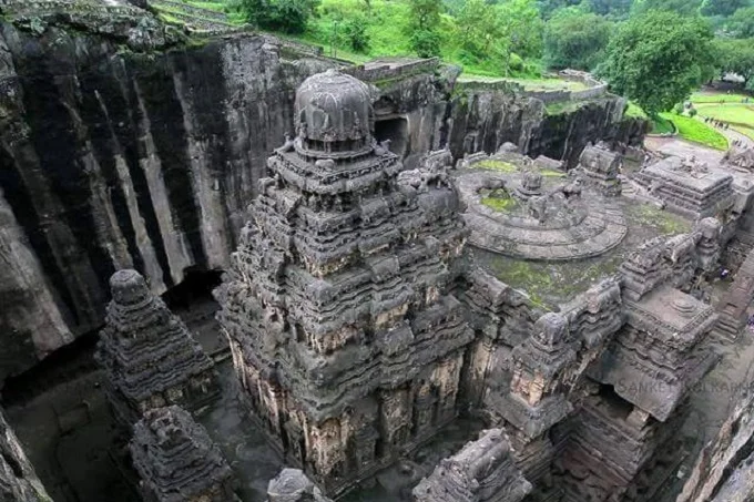 Kailash Temple: the world’s largest solid rock structure