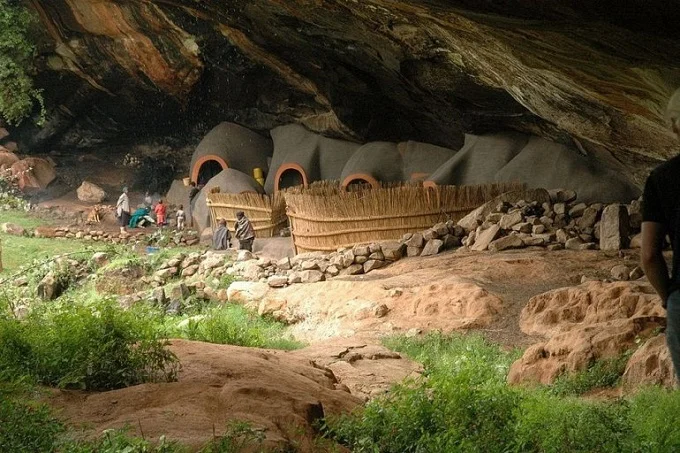 kome cave village