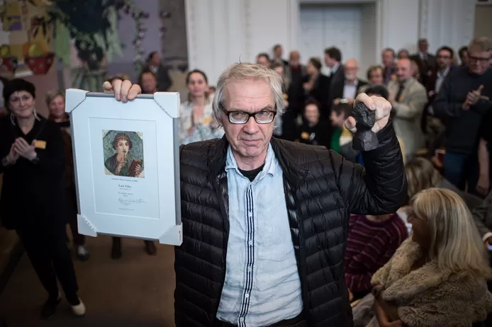 Lars Vilks received an award in 2015 for his bravery.
