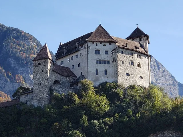 Which country has the most castles?