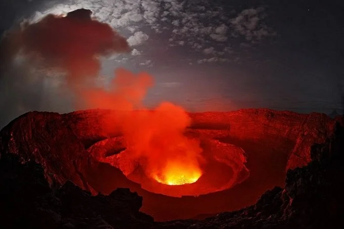 Nyiragongo volcano: home for world biggest lava lake