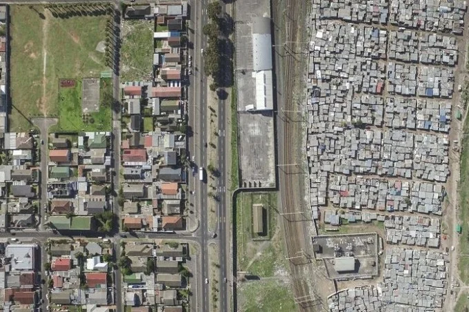 Rich and poor area: Where wealth and poverty live side-by-side in Cape Town 