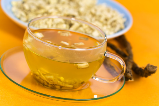 5 types of tea to help relieve coughs and sore throat