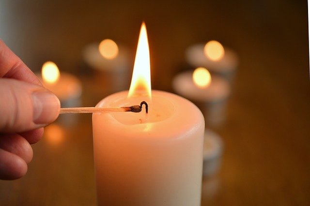 How to increase the life of a candle