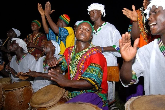 Yoruba drummers on dashiki dress