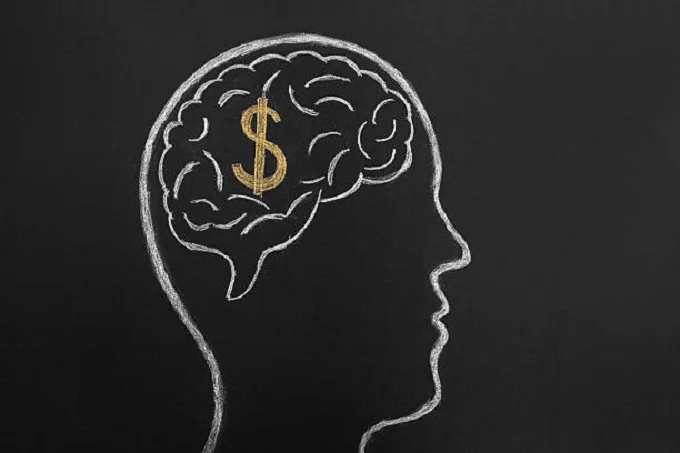 How does your income affect your brain?