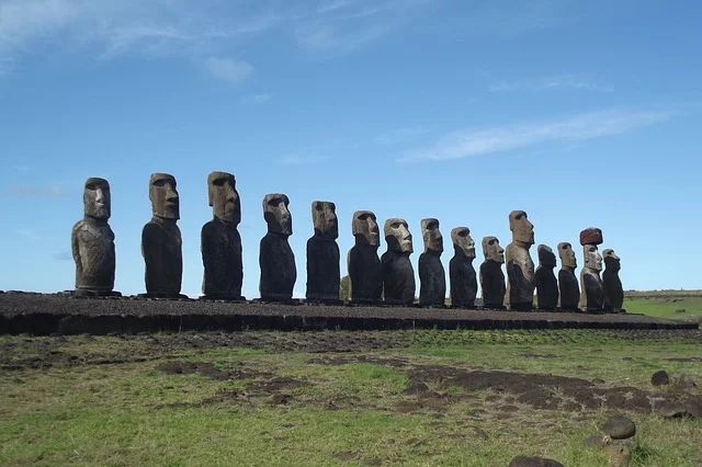 Easter Island is located in the Pacific Ocean and was previously known for the stone heads of the Moai, and now for the tablets with hieroglyphs.
