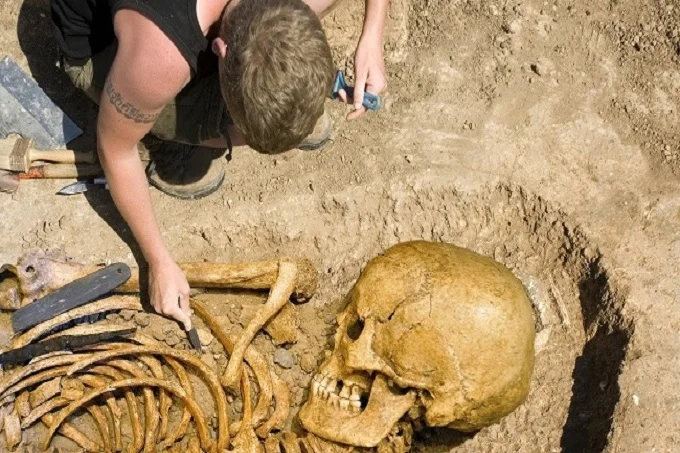 Giants lived on earth is also evidenced by numerous archaeological finds