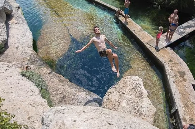 Divers at the Jacob’s Well