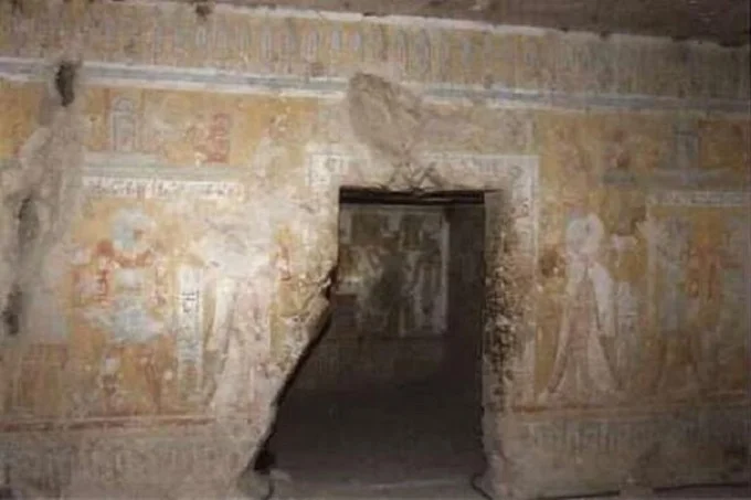 Queen's tomb