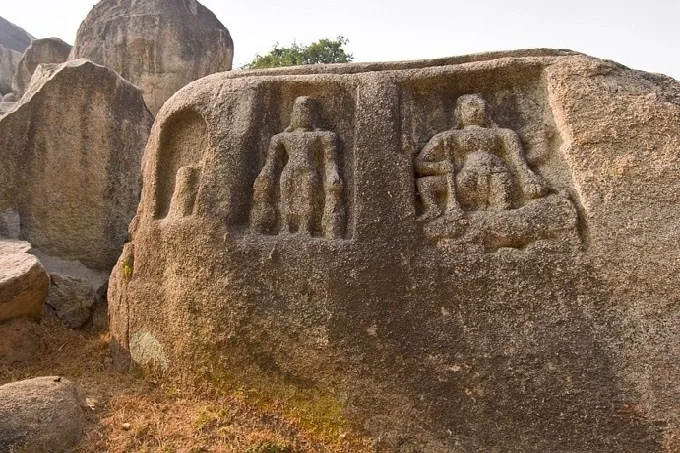 Barabar Caves: Who built them and what were the caves used for?