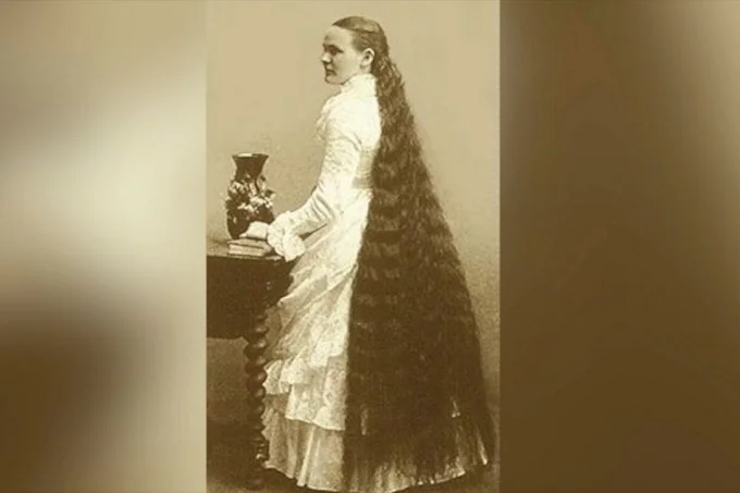 How former maid, Martha Matilda Harper, created the first hairdressing and chain of salons run by women