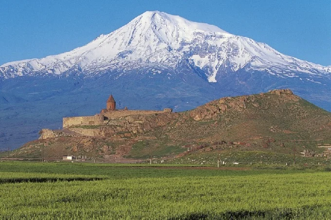 Is the mysterious Mount Ararat a hiding place for Noah’s Ark?