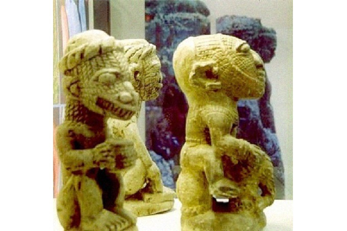 17,000-year-old statues