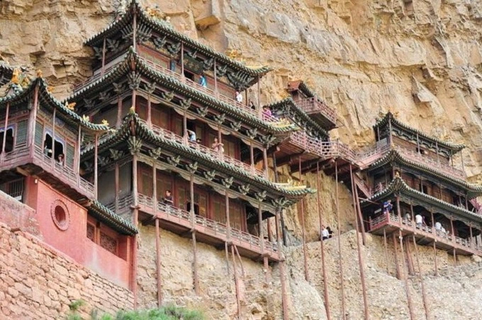 Datong: Hanging Temple in China defies gravity