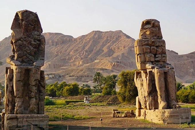 Why was the Colossi of Memnon built?