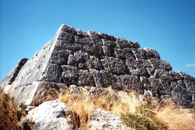 Hellinikon pyramid