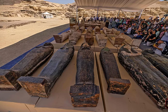 Egypt unveils hundreds of sarcophagi and bronze statues recently discovered