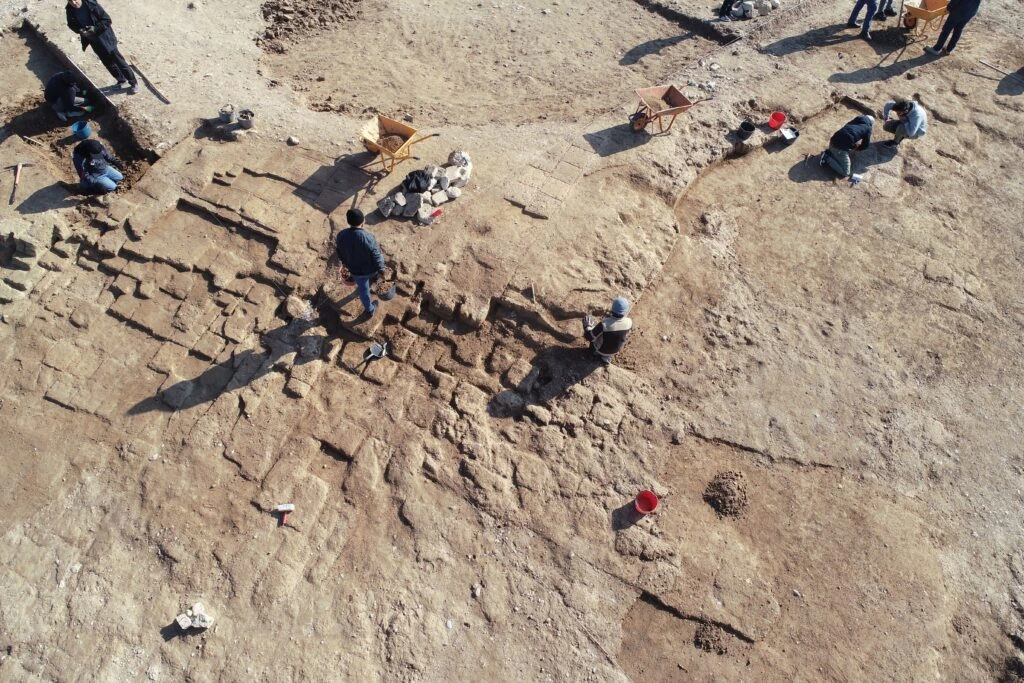 Drought in Iraq exposed a 3,400-year-old city: What the long-flooded ancient metropolis was hiding