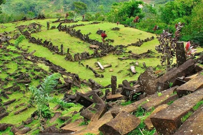 Gunung Padang – the oldest pyramids on the Earth?
