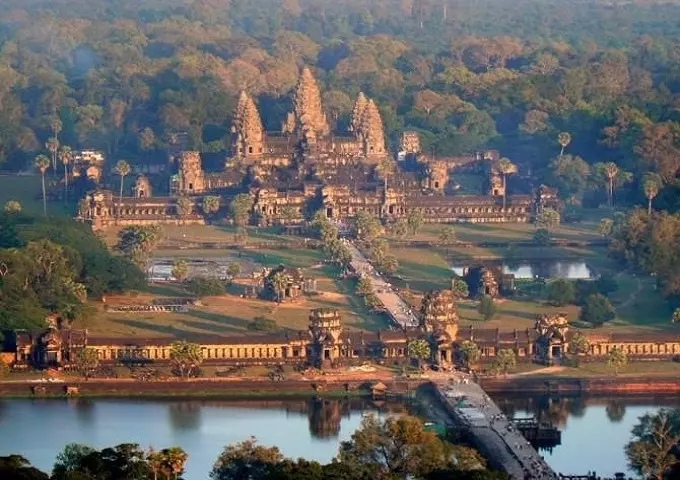 Who built Angkor Wat?
