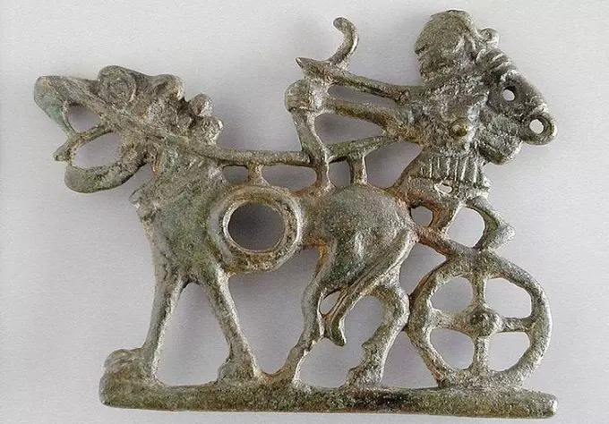 One of the Luristan bronze figurines depicts a horse, chariots, and a man