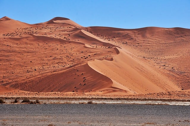 Namibia: Extraordinary landscapes