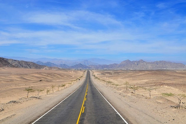 Pan-American Highway. Peru