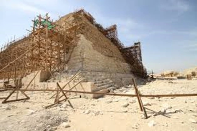 Pyramid construction in Ancient Egypt BC